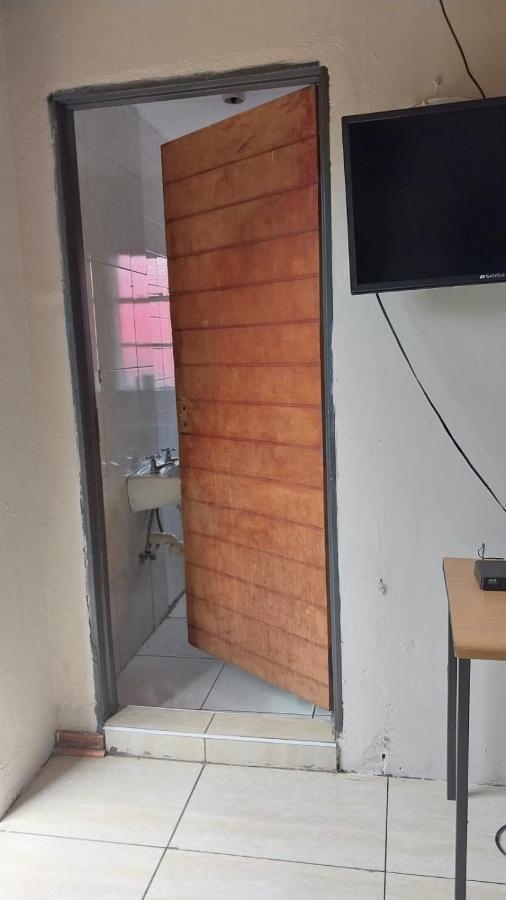 Jay'S Guest House 윗뱅크 외부 사진