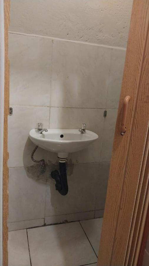 Jay'S Guest House 윗뱅크 외부 사진
